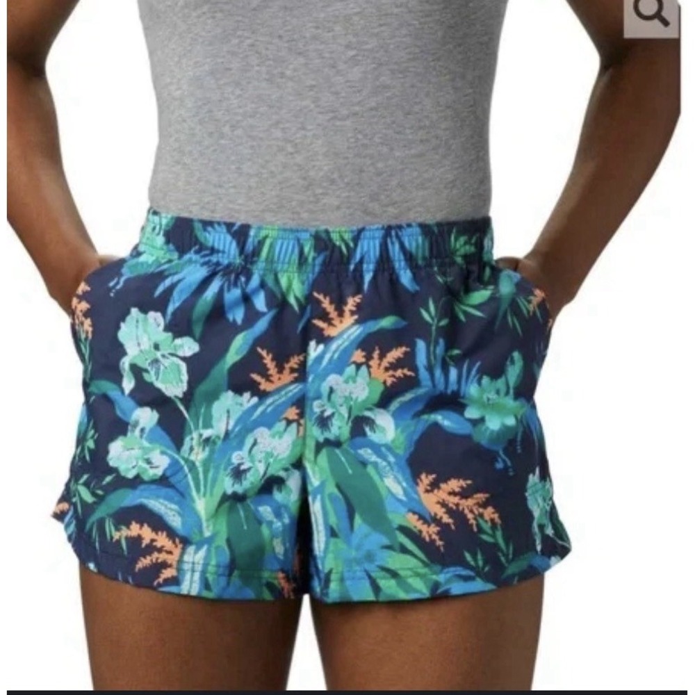 Columbia Sandy River II Tropical‎ Floral 100% Nylon Shorts Womens Sz M 5" Hiking